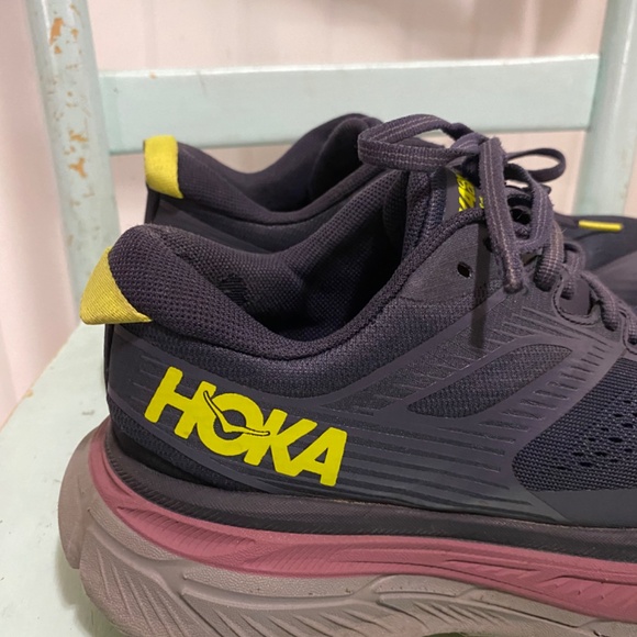 ****SOLD******Hoka Stinson ATR 6 Size 8 Women’s Purple Sneakers. - Picture 2 of 9